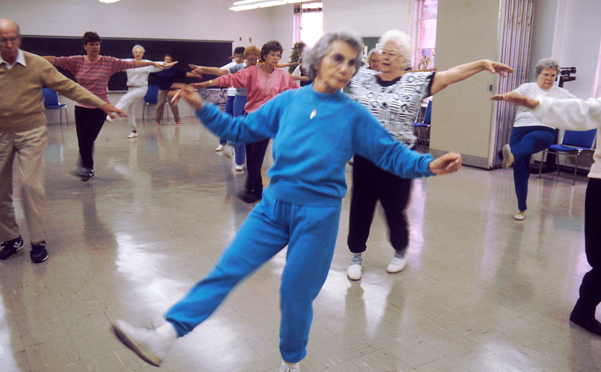 old people doing Chair dip exercises 2